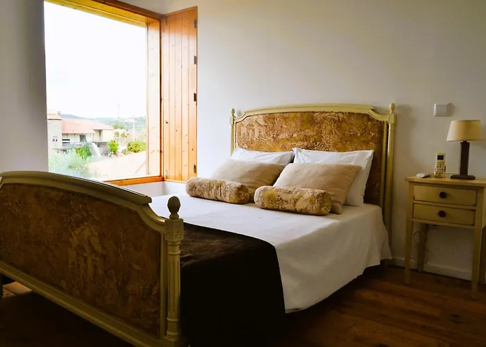 Casas De Vale De Lobo Сasa de vacaciones *